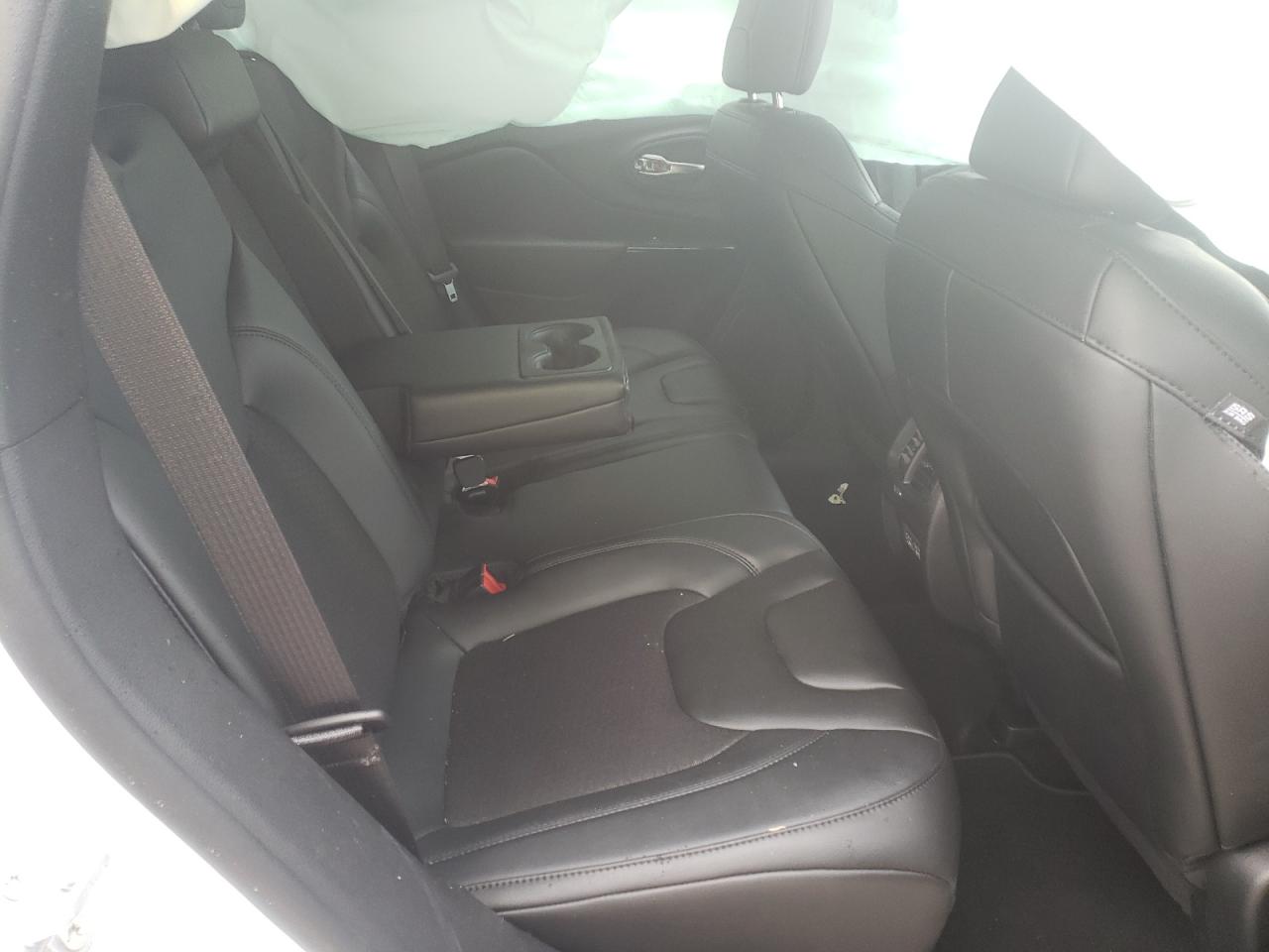Photo 6 from auction – 2021 JEEP CHEROKEE L with VIN 1C4PJLLB6MD220848