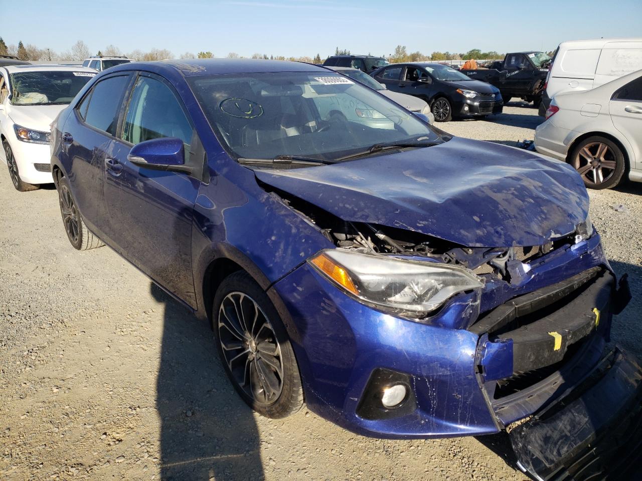 TOYOTA COROLLA L 2016 with VIN 5YFBURHE1GP392343 - Photo from auction