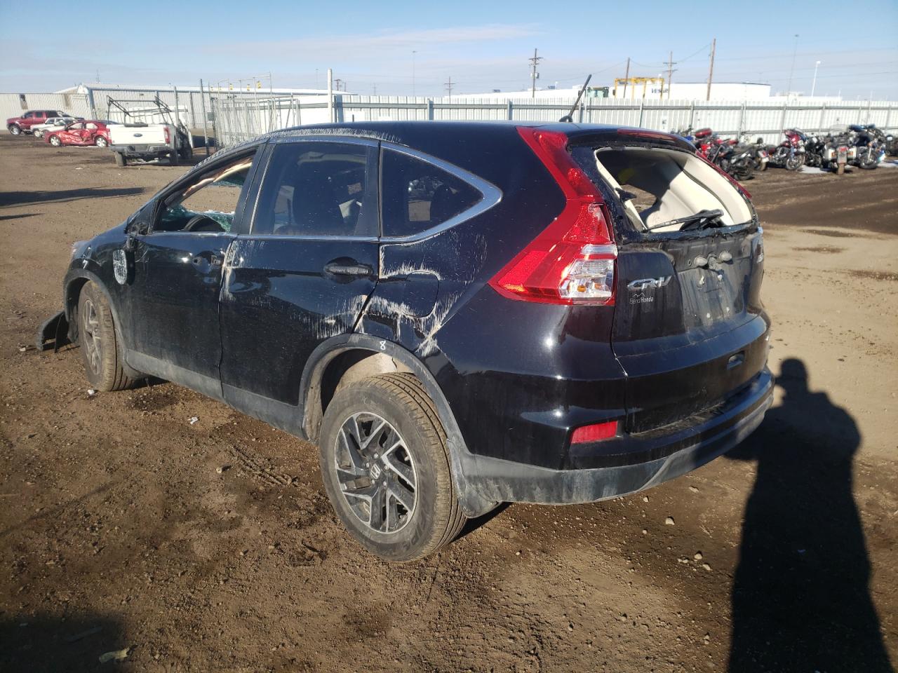 Photo 3 from auction – 2016 HONDA CR-V SE with VIN 2HKRM4H44GH649839