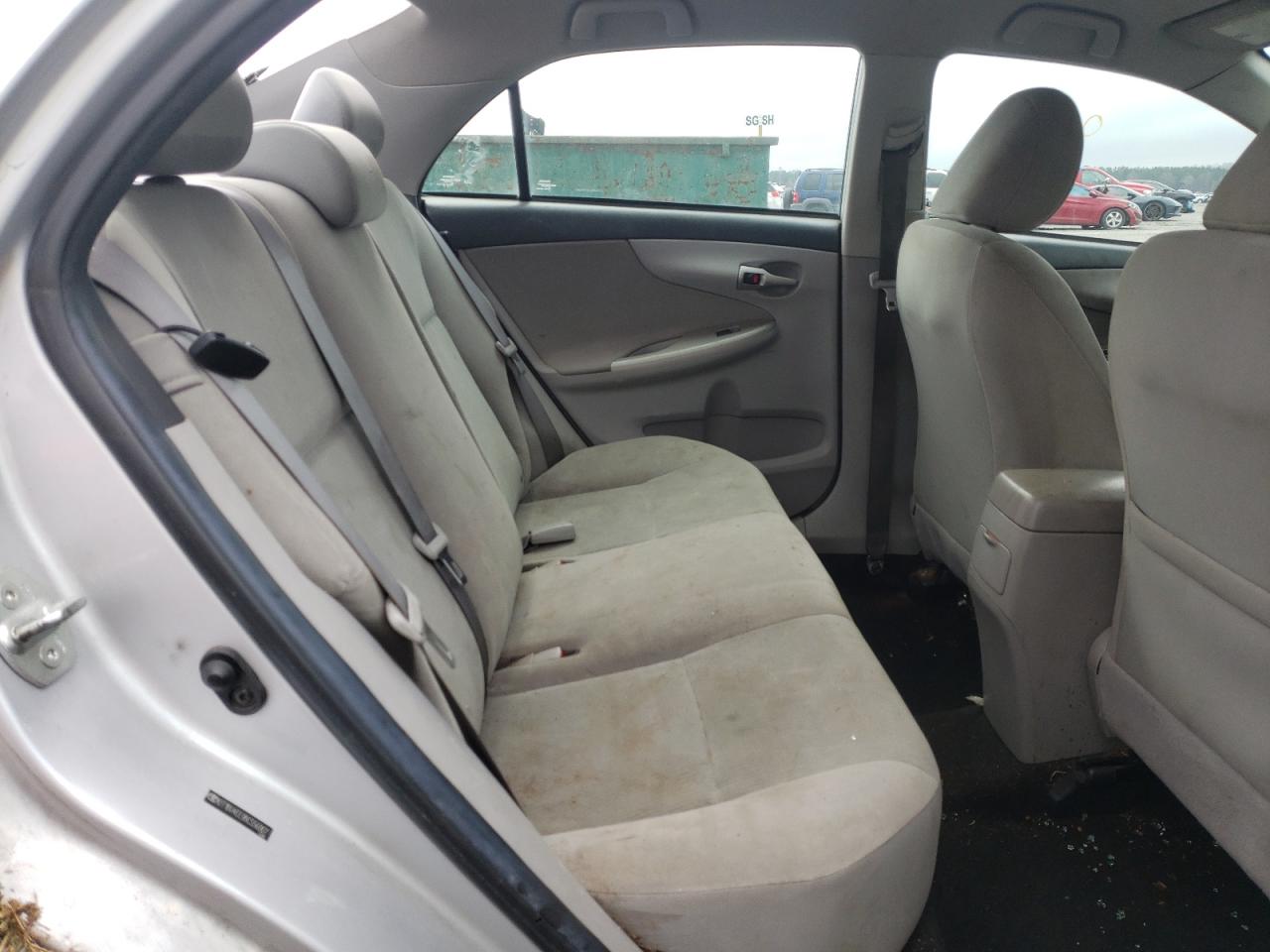 Photo 6 from auction – 2011 TOYOTA COROLLA with VIN 2T1BU4EE9BC556907