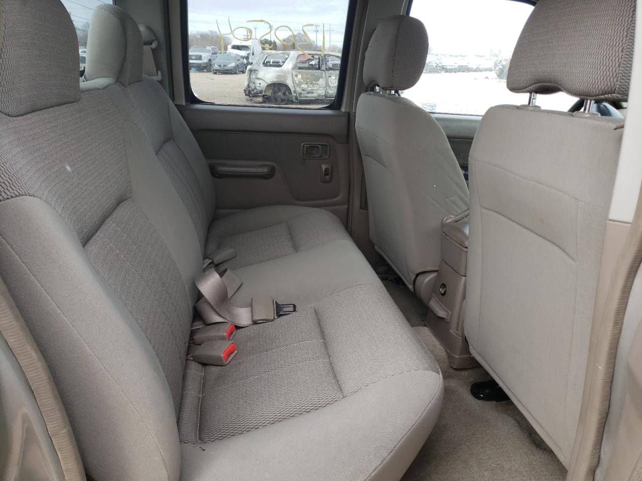 Photo 6 from auction – 2004 NISSAN FRONTIER C with VIN 1N6ED27Y34C403800
