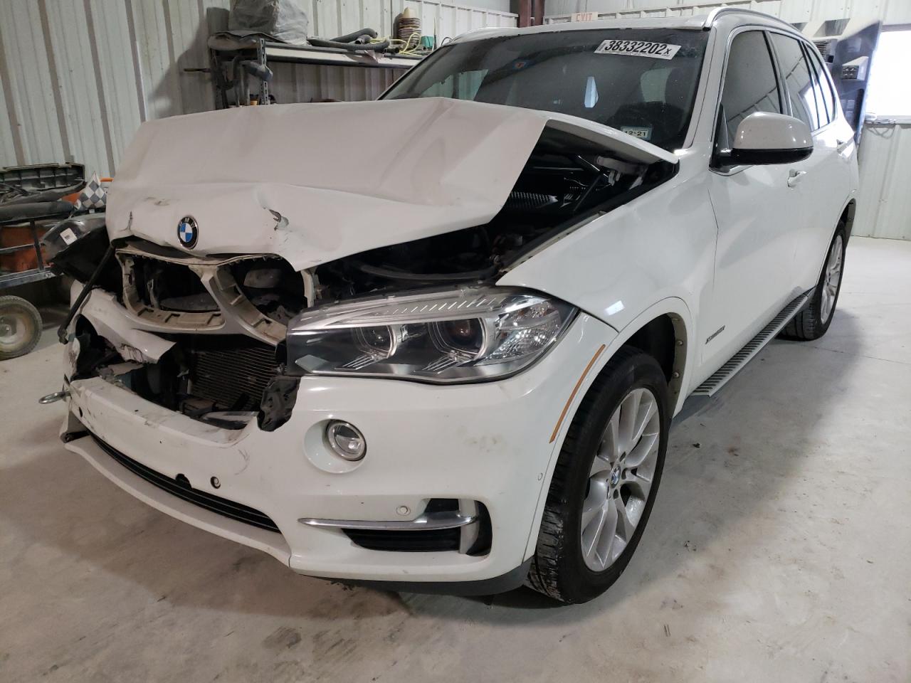 Photo 2 from auction – 2015 BMW X5 XDRIVE3 with VIN 5UXKR0C58F0K58991