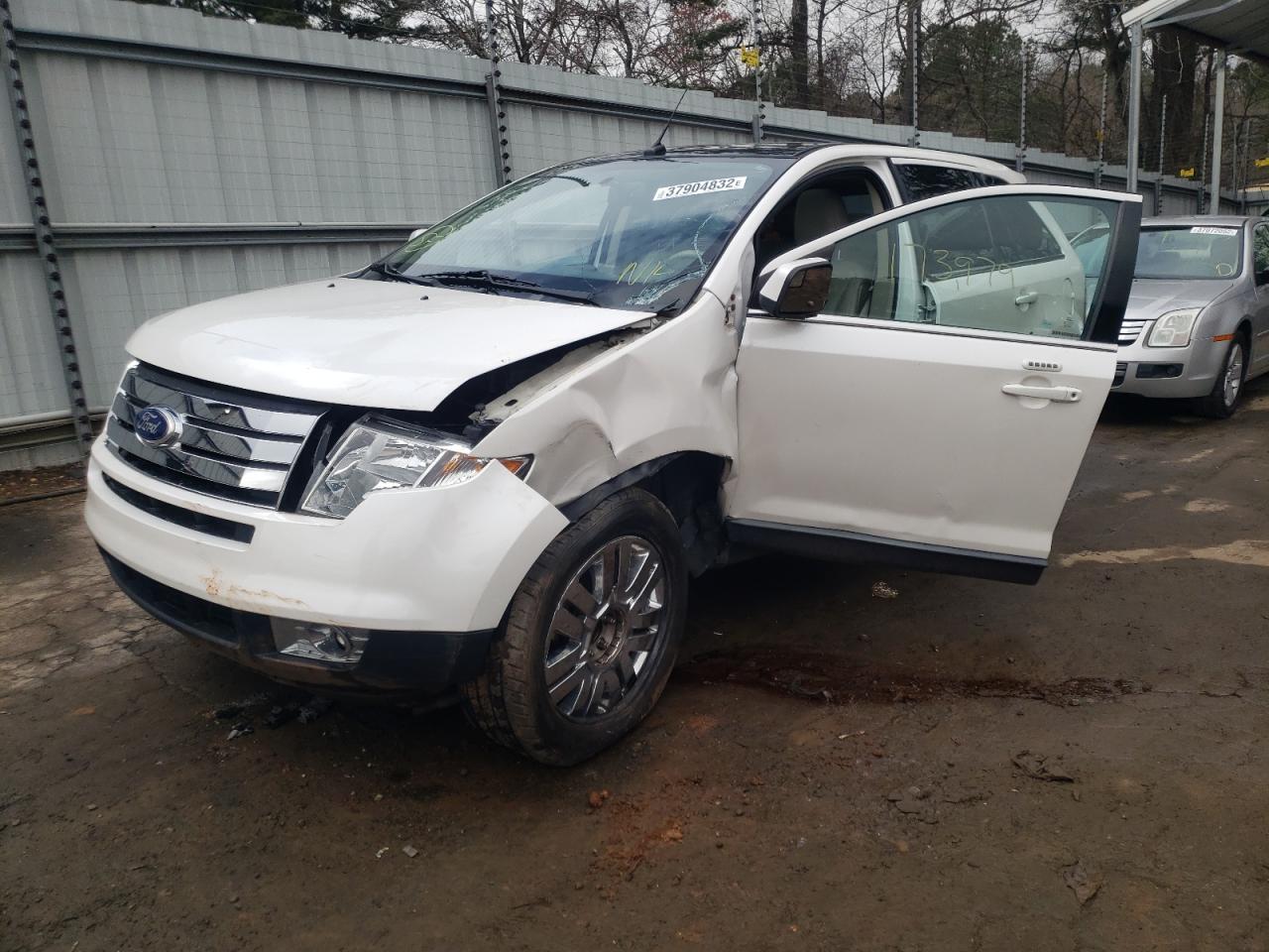 Photo 2 from auction – 2010 FORD EDGE LIMIT with VIN 2FMDK3KC0ABB78748