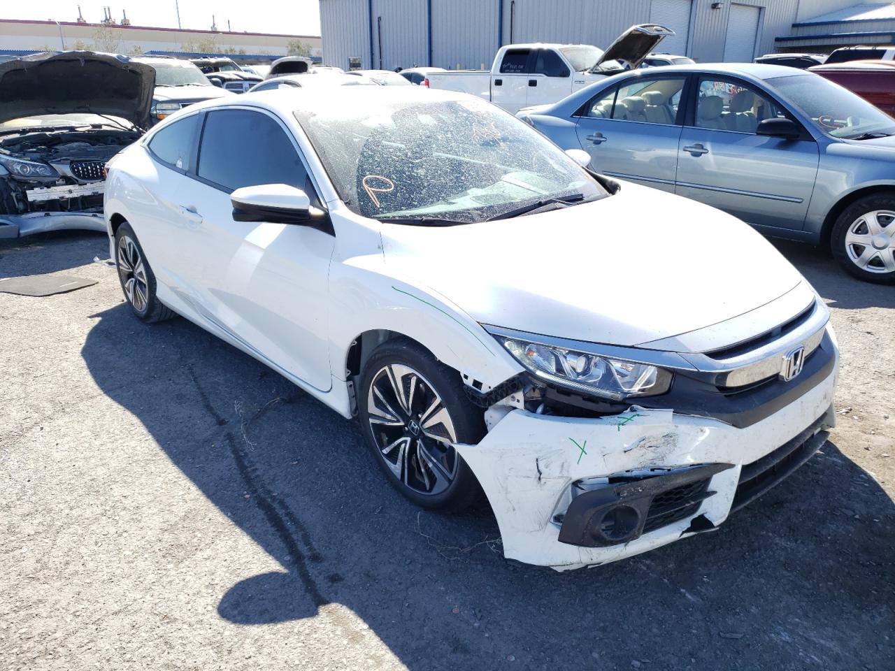 HONDA CIVIC EX 2018 with VIN 2HGFC3B38JH353286 - Photo from auction