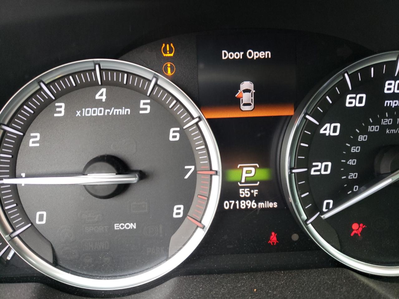 Photo 8 from auction – 2017 ACURA TLX TECH with VIN 19UUB1F52HA008547