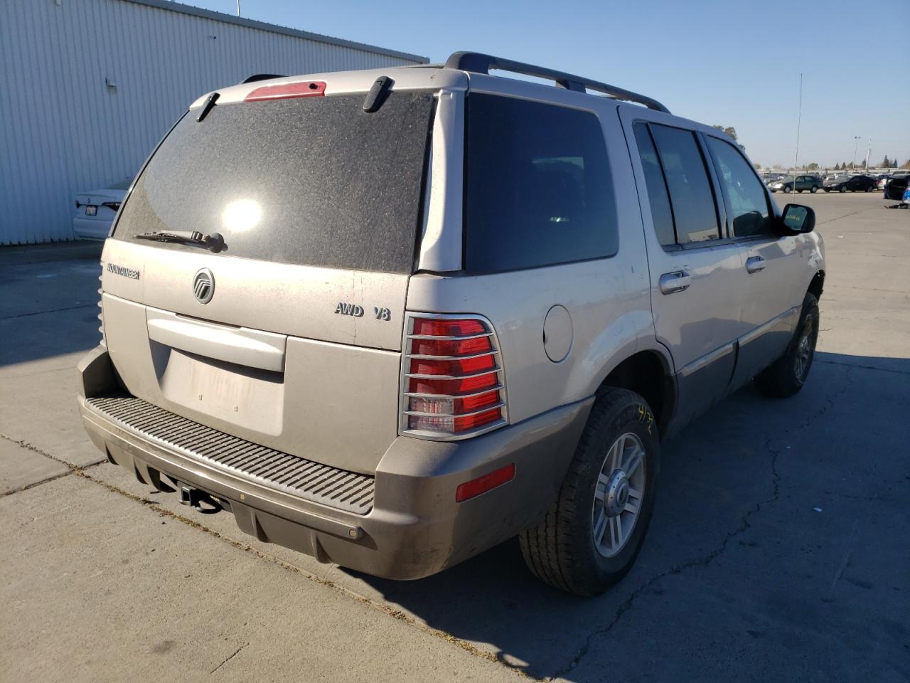 Photo 4 from auction – 2003 MERCURY MOUNTAINEE with VIN 4M2DU86W43UJ12985