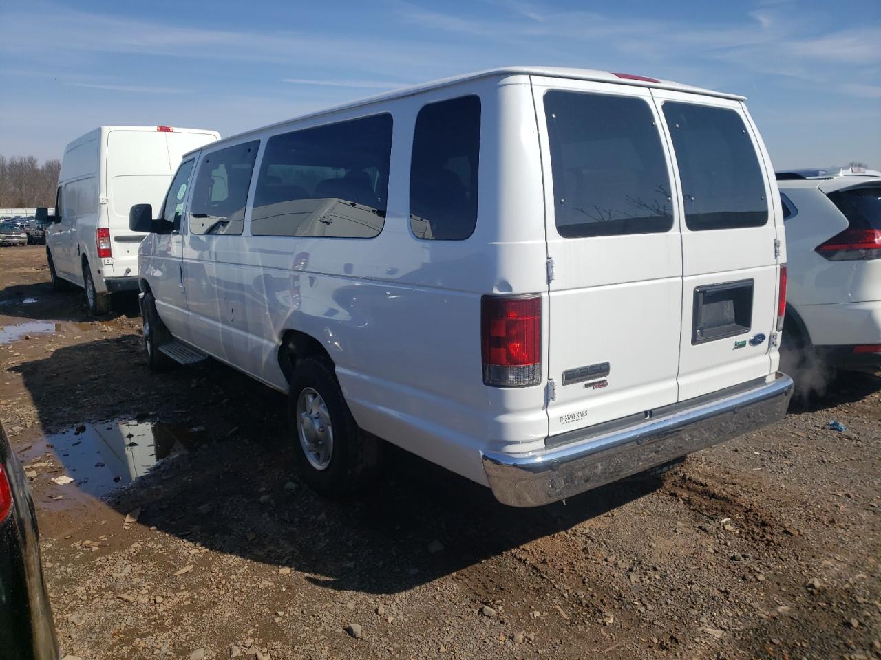 Photo 3 from auction – 2010 FORD ECONOLINE with VIN 1FDSS3BL6ADA07942