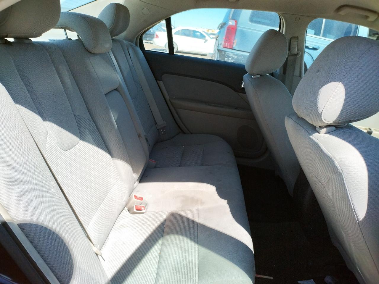 Photo 6 from auction – 2012 FORD FUSION S with VIN 3FAHP0GA5CR222928