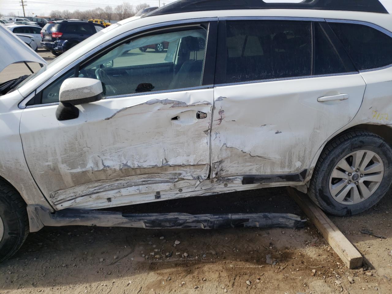 صورة رقم 10 من المزاد - 2015 SUBARU OUTBACK 2. مع VIN 4S4BSADCXF3252905