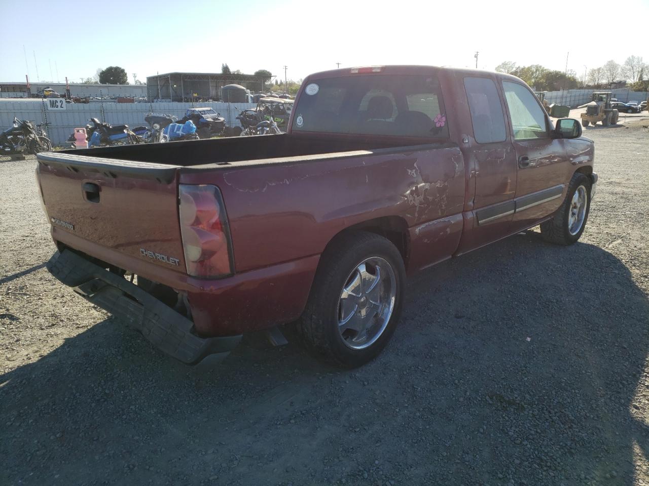 Photo 4 from auction – 2004 CHEVROLET SILVRDO LT with VIN 2GCEC19T641116636