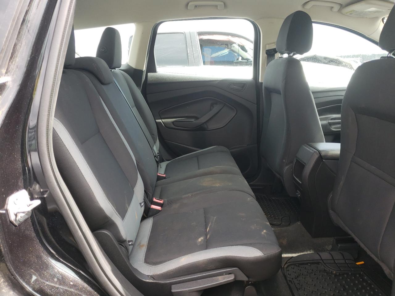 Foto 6 de la subasta – 2013 FORD ESCAPE S con VIN 1FMCU0F75DUD64513