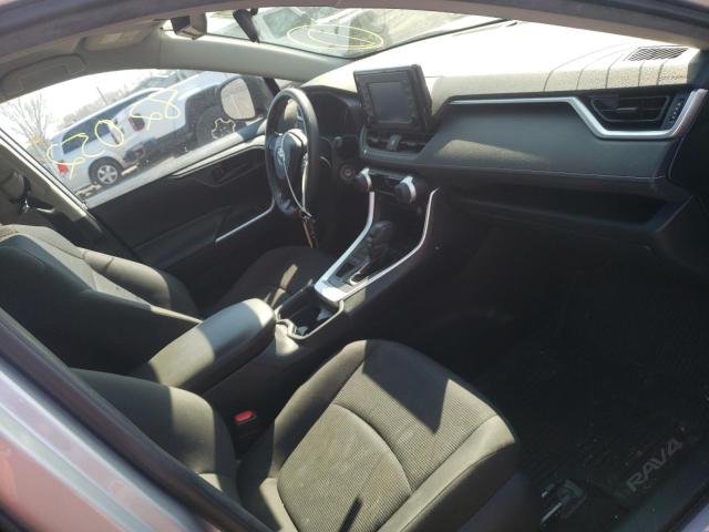 Photo 5 from auction – 2019 TOYOTA RAV4 LE with VIN JTMF1RFV2KD003752