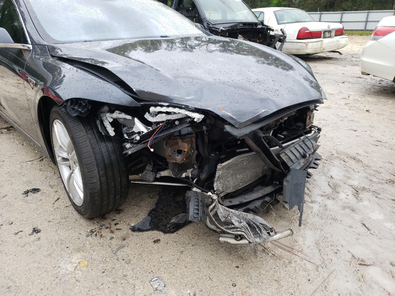 Photo 9 from auction – 2015 TESLA MODEL S with VIN 5YJSA1E23FF112081