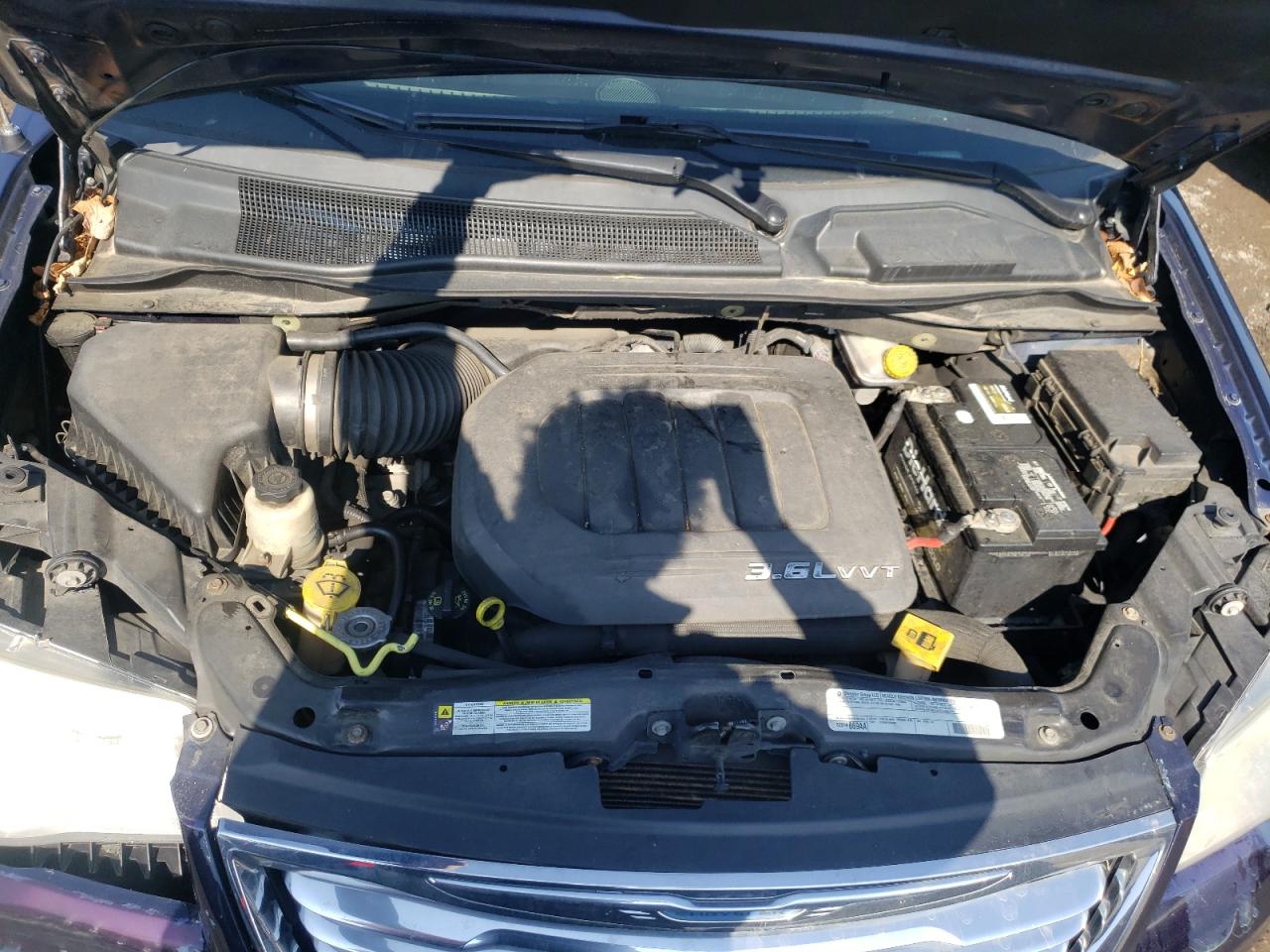 Photo 7 from auction – 2012 CHRYSLER TOWN & COU with VIN 2C4RC1BG4CR382316