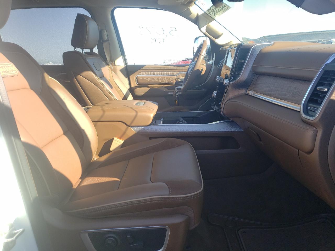 Photo 5 from auction – 2021 RAM 1500 LONGH with VIN 1C6SRFKM6MN799753