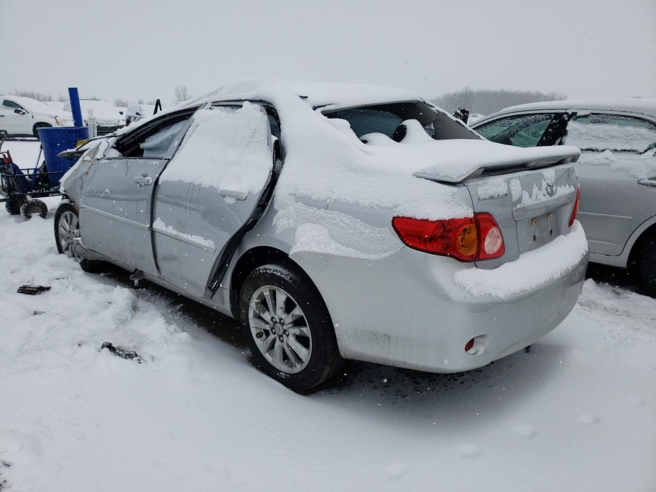 Photo 3 from auction – 2009 TOYOTA CAROLLA with VIN 1NXBU40E39Z064048