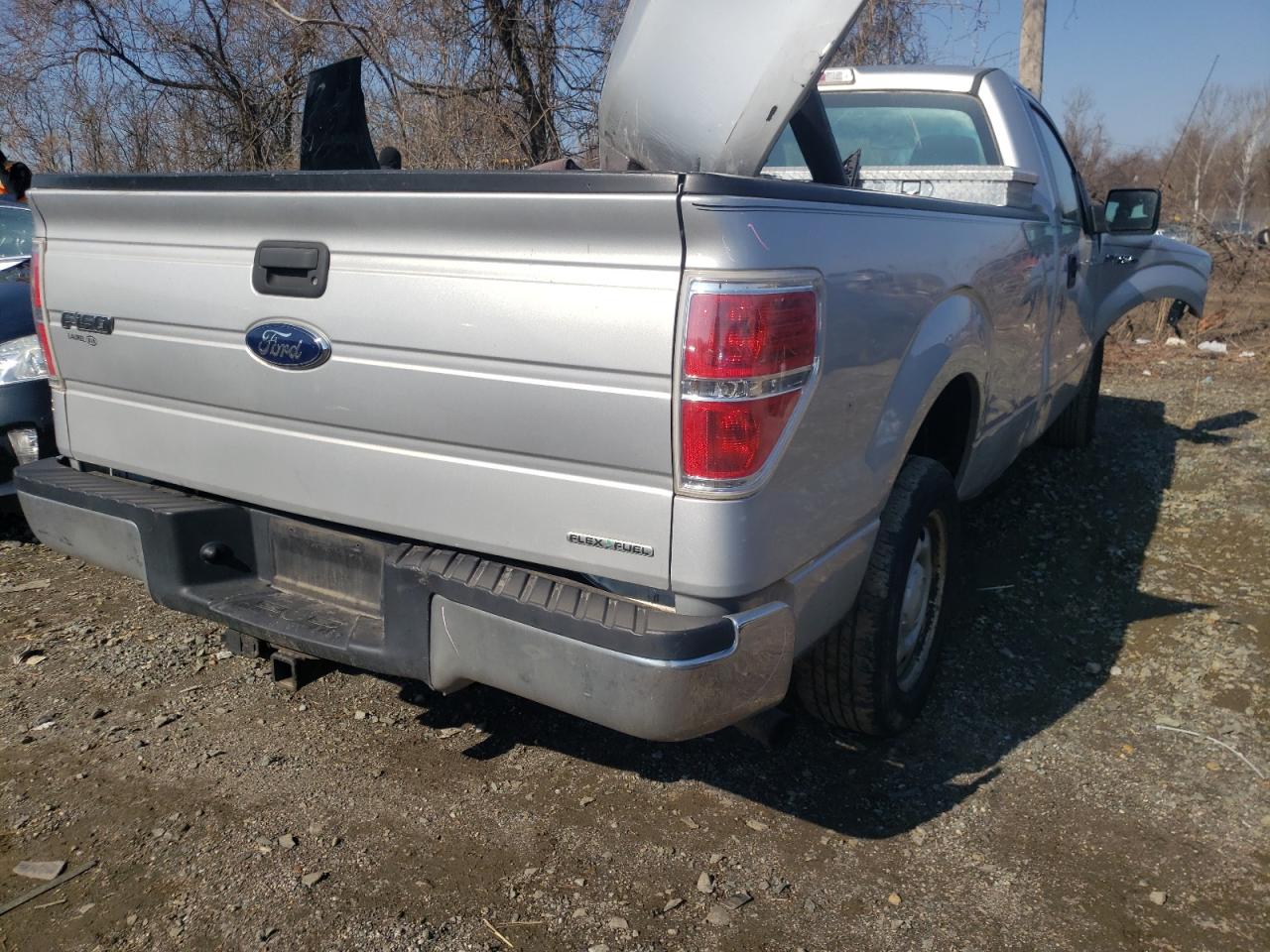 Photo 4 from auction – 2014 FORD F150 with VIN 1FTMF1CM4EKF93894