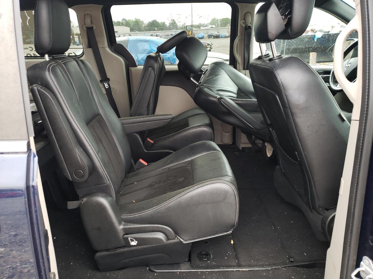 Photo 6 from auction – 2014 DODGE GRAND CARA with VIN 2C4RDGCG8ER405422