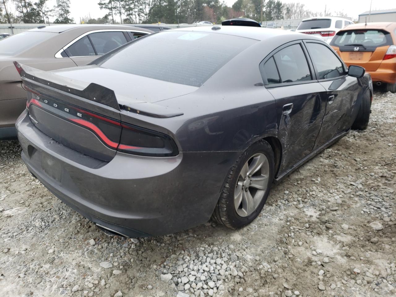 Zdjęcie 4 z aukcji – 2015 DODGE CHARGER SE z VIN 2C3CDXBG3FH785028