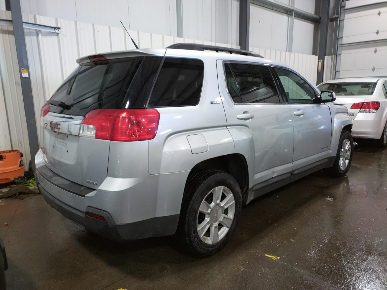 Photo 4 from auction – 2013 GMC TERRAIN SL with VIN 2GKFLTEK9D6111161