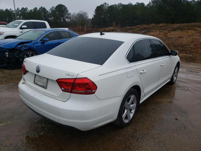 Photo 4 from auction – 2014 VOLKSWAGEN PASSAT SE with VIN 1VWBS7A30EC060576