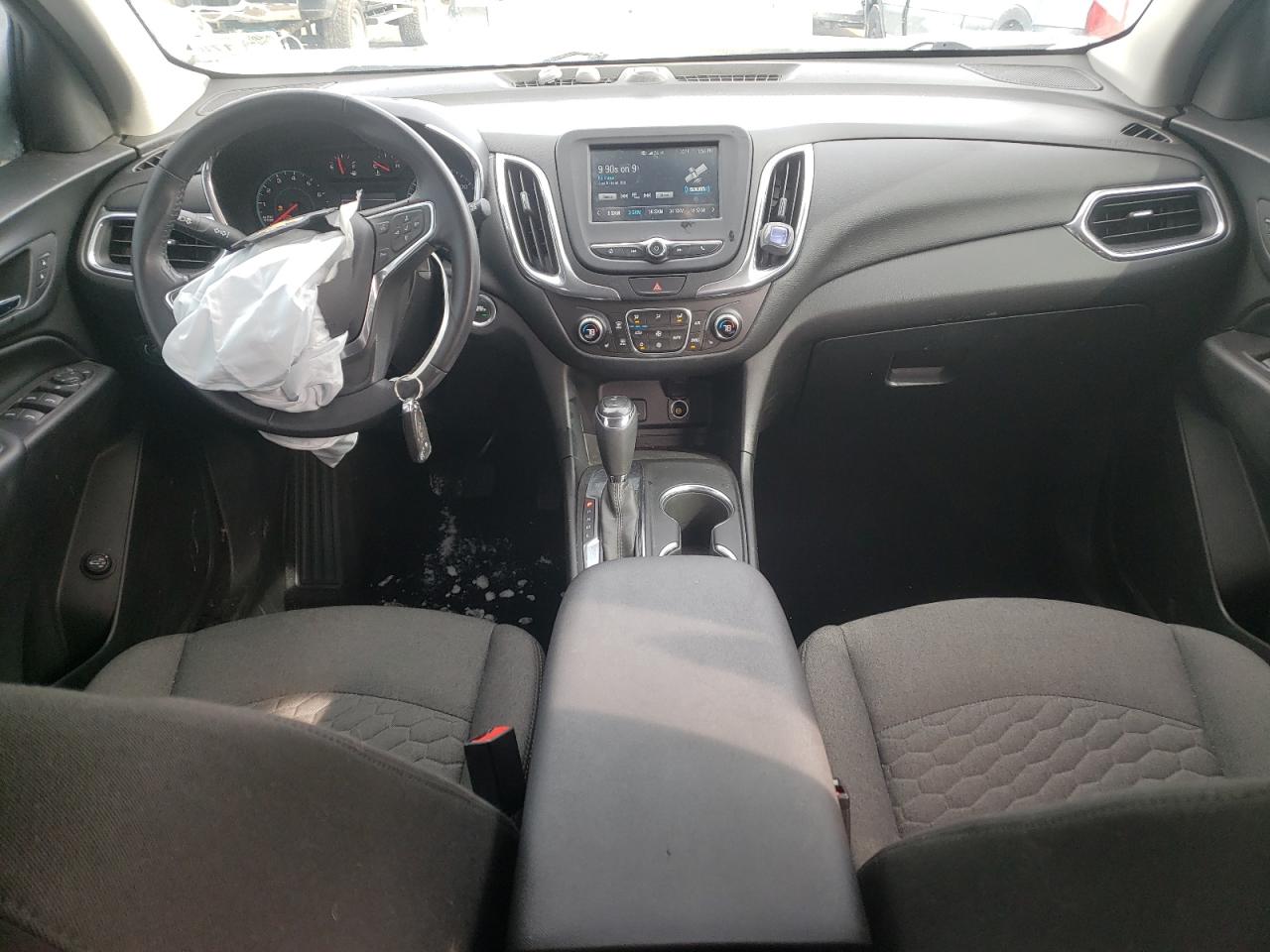 Photo 9 from auction – 2018 CHEVROLET EQUINOX LT with VIN 2GNAXJEV2J6164523