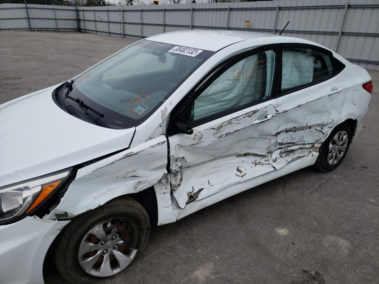 Photo 10 from auction – 2015 HYUNDAI ACCENT GLS with VIN KMHCT4AE8FU842216