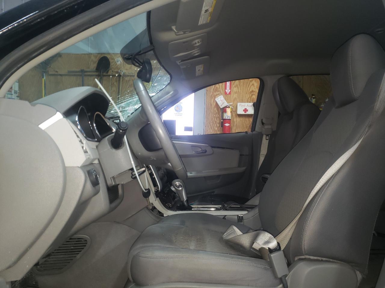 Photo 5 from auction – 2012 CHEVROLET TRAVERSE L with VIN 1GNKVGED8CJ411344