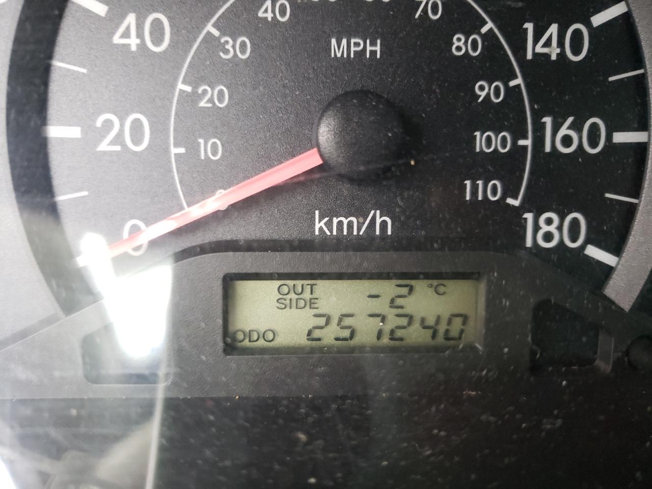 Photo 8 from auction – 2006 TOYOTA COROLLA CE with VIN 2T1BR32E06C667657