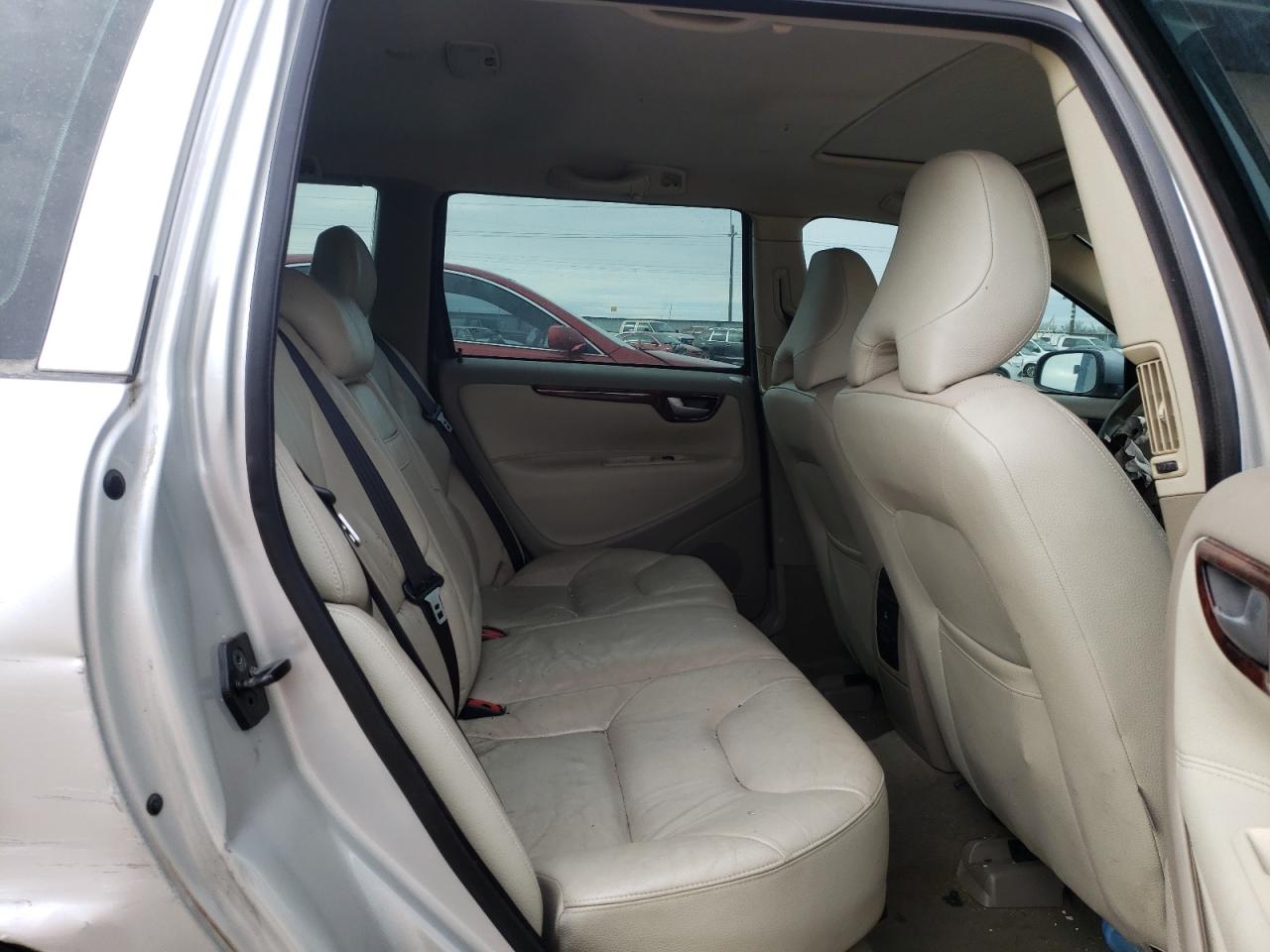 Photo 6 from auction – 2005 VOLVO V70 with VIN YV1SW612852492664