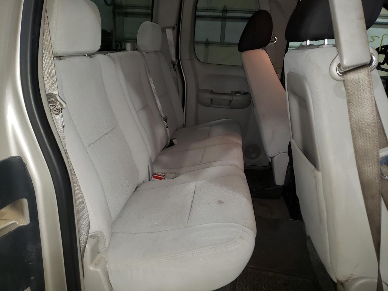 Photo 6 from auction – 2007 CHEVROLET SILVERADO with VIN 1GCEC19CX7Z531079