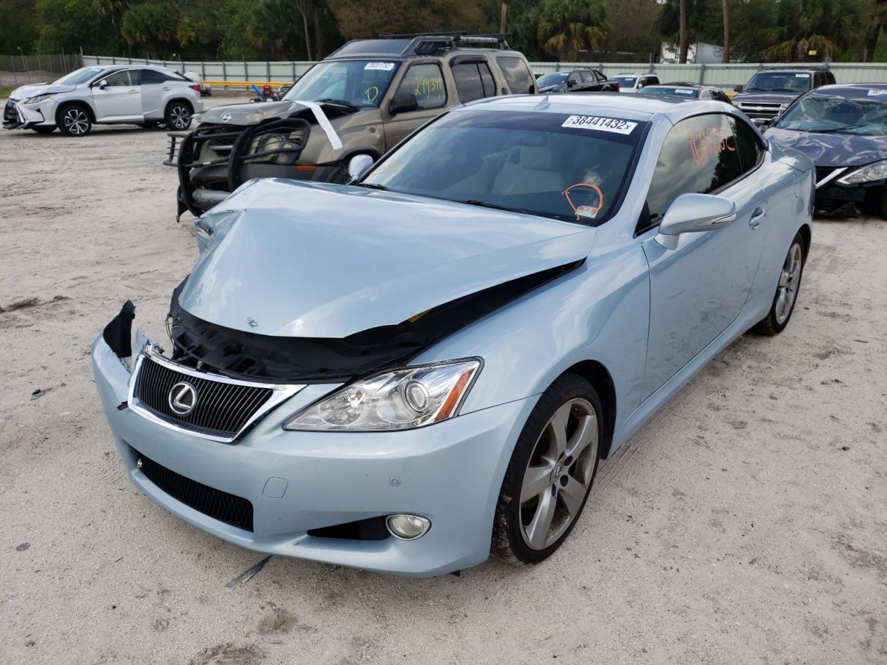 Photo 2 from auction – 2010 LEXUS IS 250 with VIN JTHFF2C27A2514272