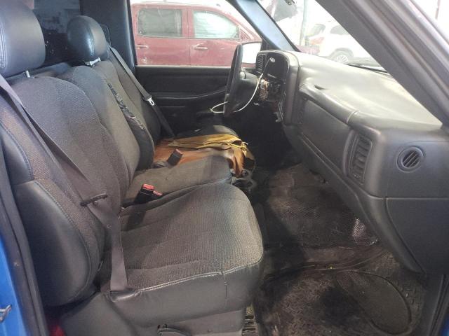 Photo 5 from auction – 2002 CHEVROLET SILVERADO with VIN 1GCEC14W32Z189663