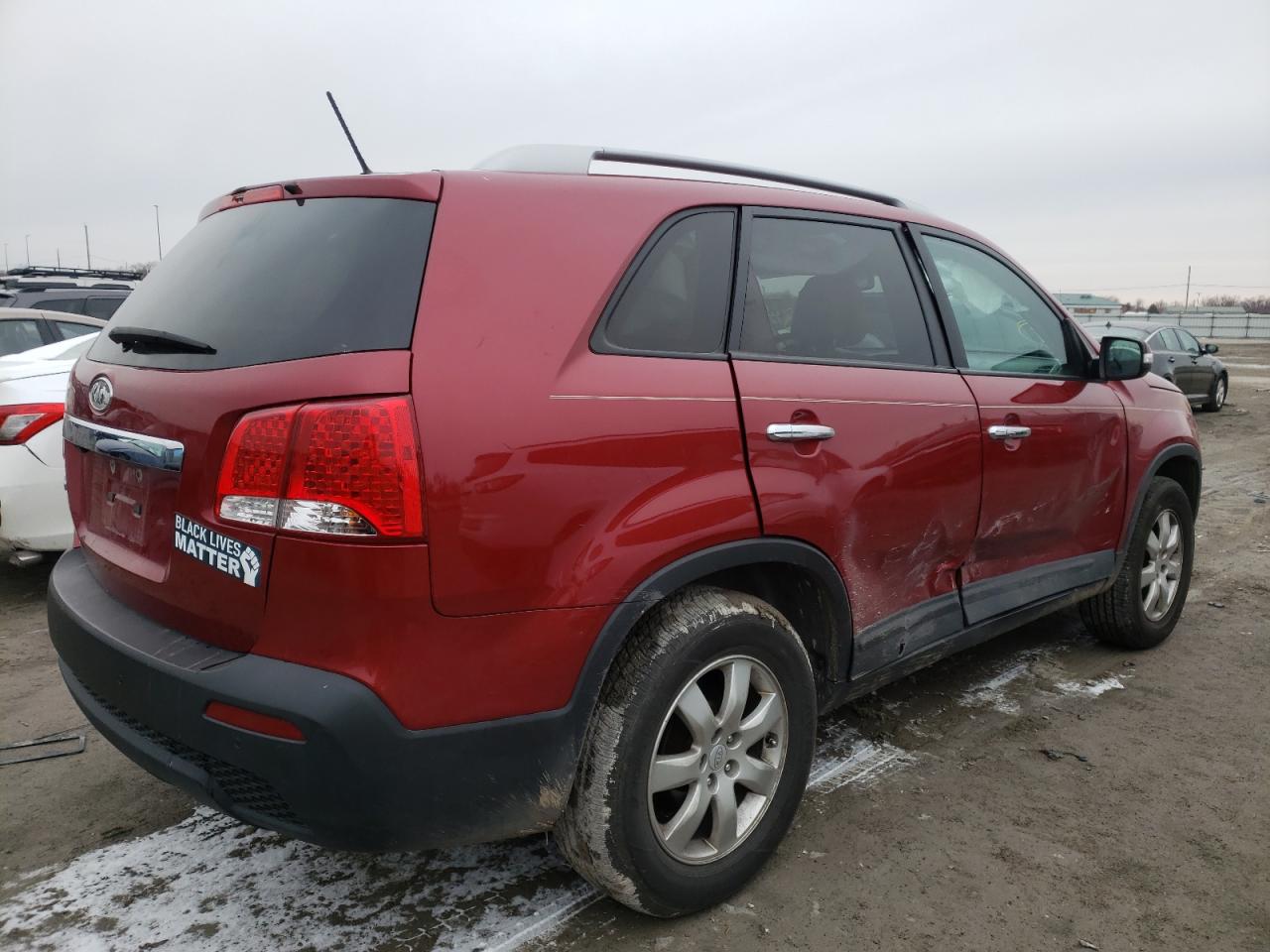 Photo 4 from auction – 2011 KIA SORENTO BA with VIN 5XYKT4A16BG032415
