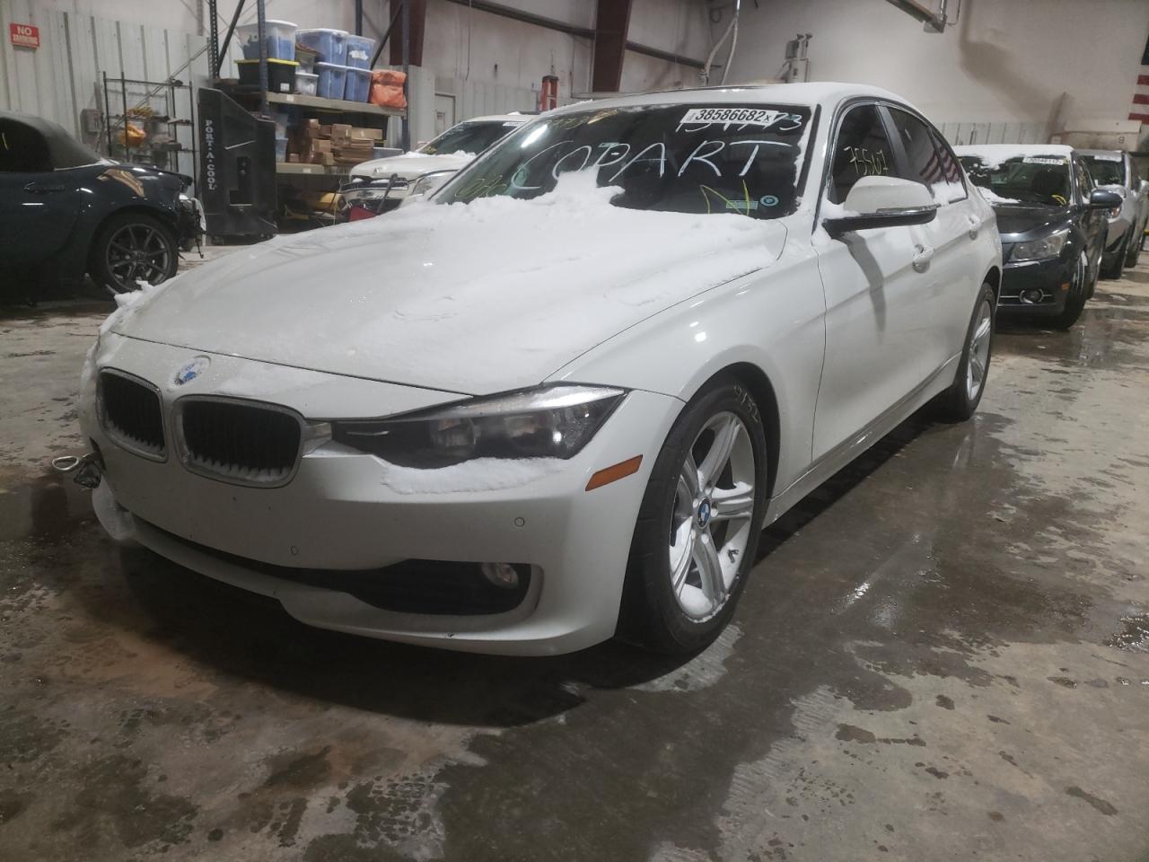 Zdjęcie 2 z aukcji – 2015 BMW 320 I z VIN WBA3B1C54FK139773