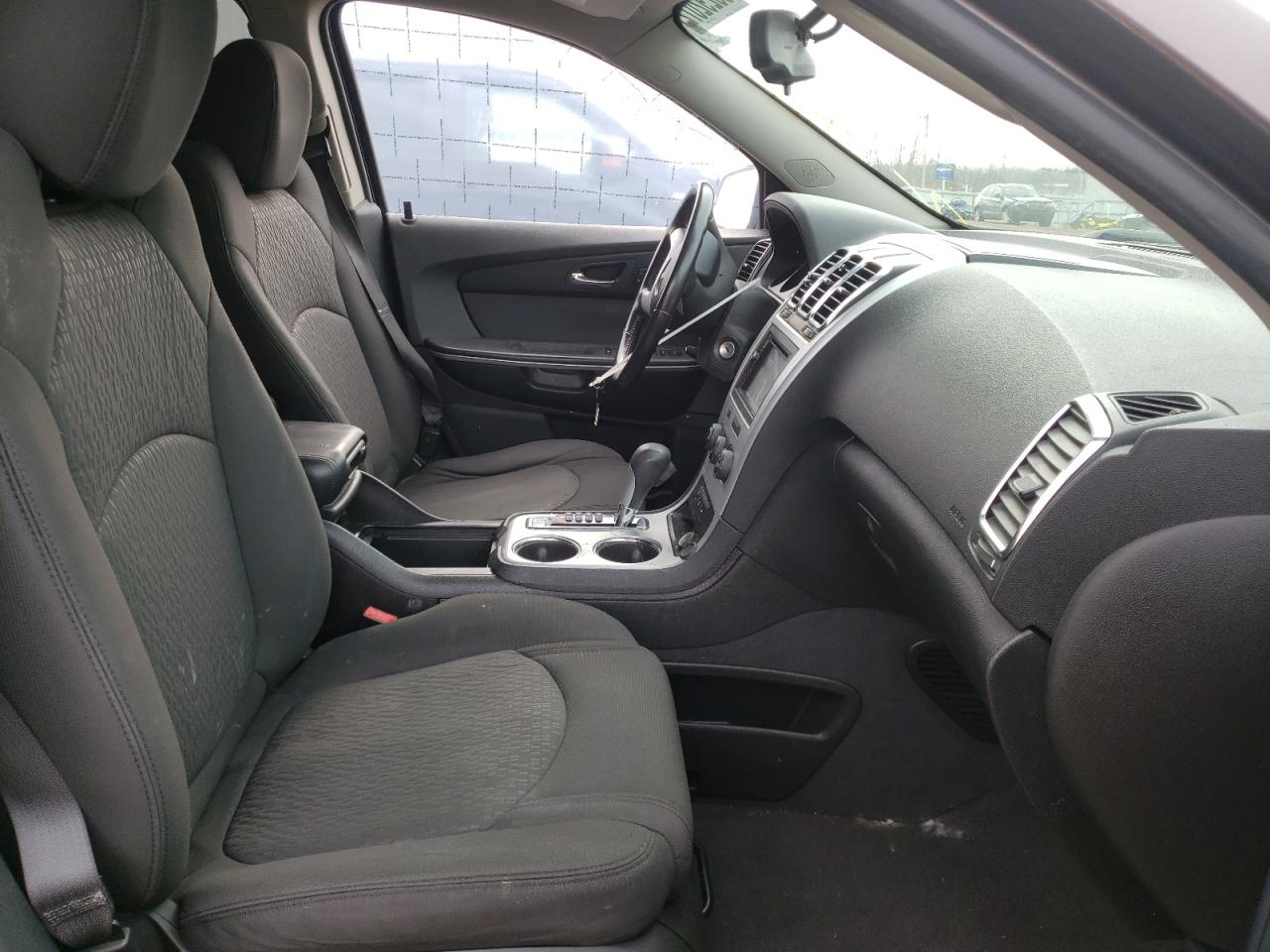 Photo 5 from auction – 2011 GMC ACADIA SLE with VIN 1GKKVNED7BJ161045