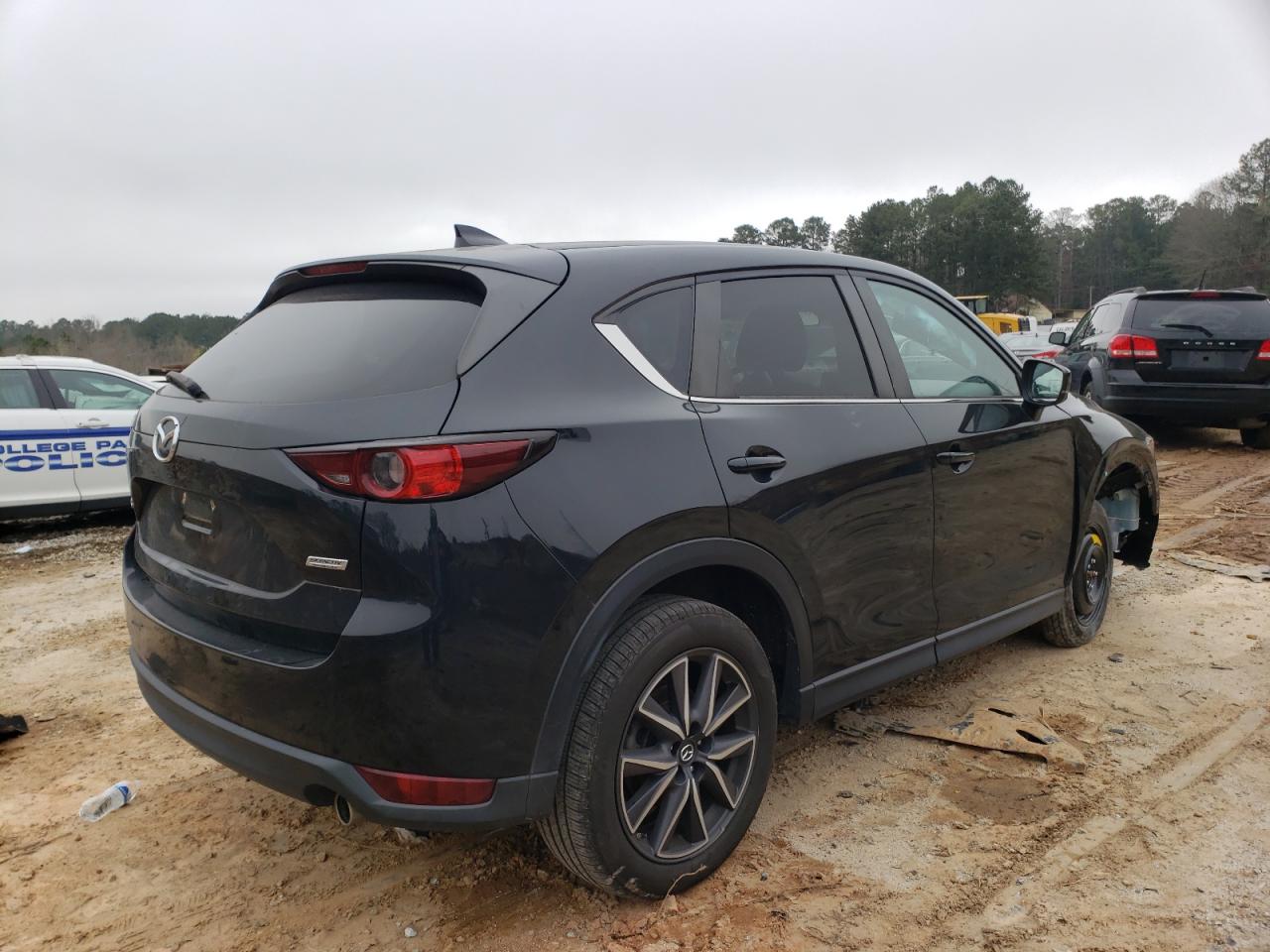 Photo 4 from auction – 2018 MAZDA CX-5 TOURI with VIN JM3KFACM4J0351126