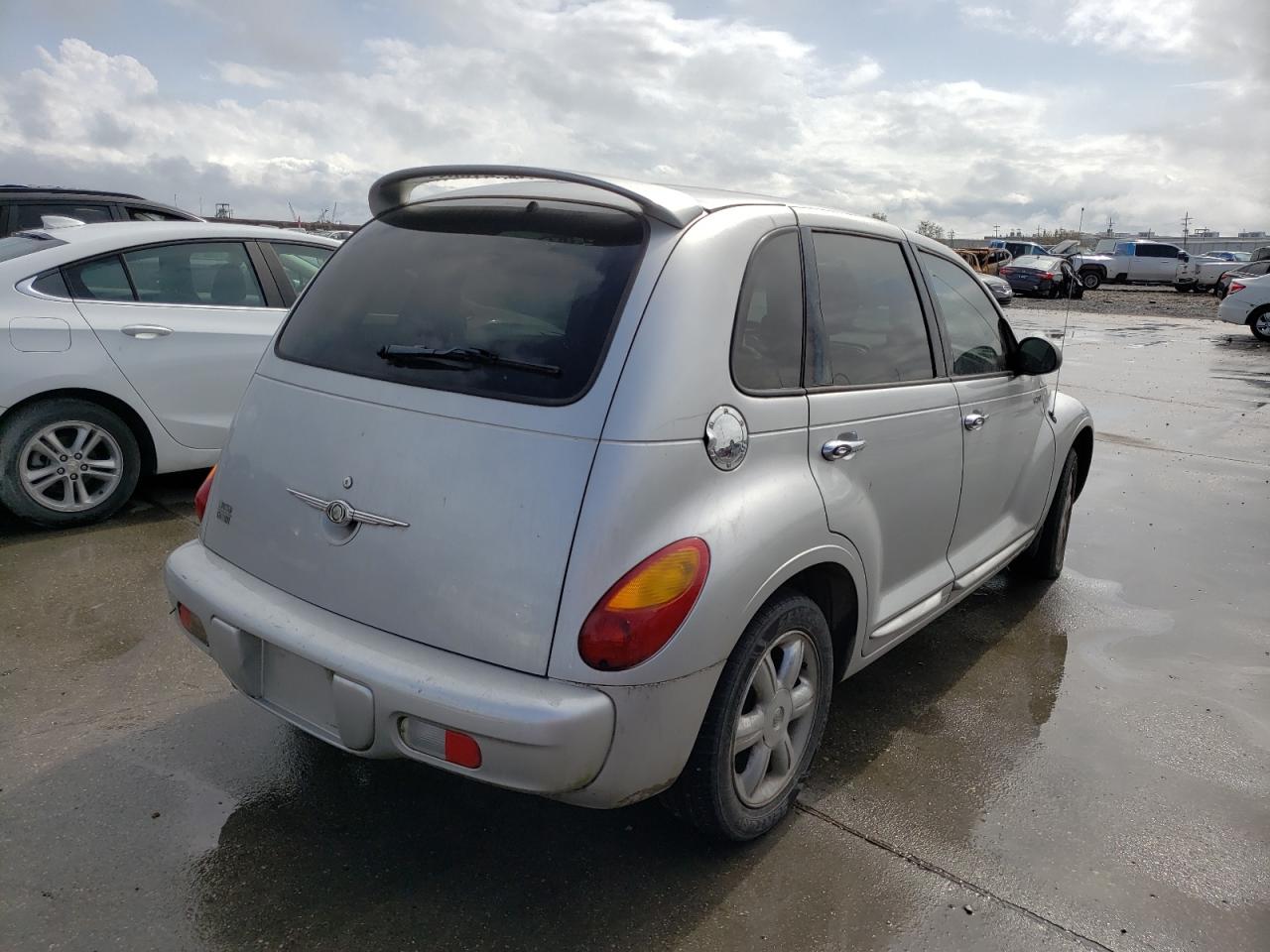 Photo 4 from auction – 2004 CHRYSLER PT CRUISER with VIN 3C8FY68B14T232190