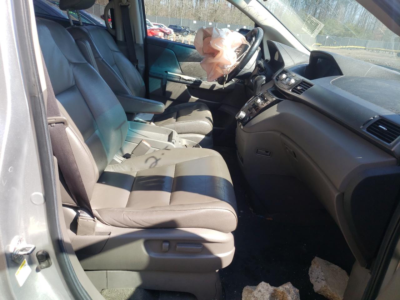 Photo 5 from auction – 2011 HONDA ODYSSEY EX with VIN 5FNRL5H67BB087310