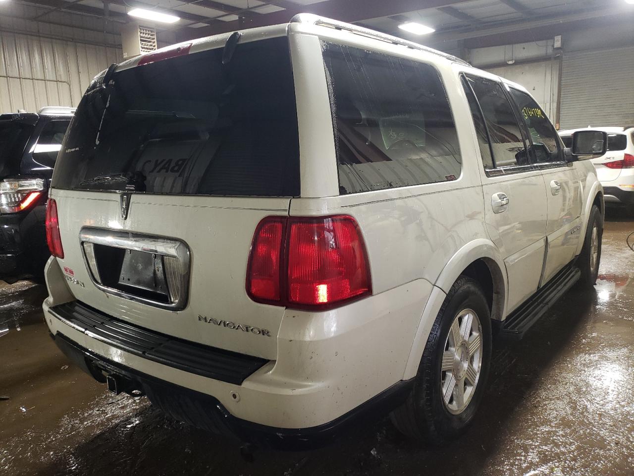 Photo 4 from auction – 2006 LINCOLN NAVIGATOR with VIN 5LMFU27546LJ12585