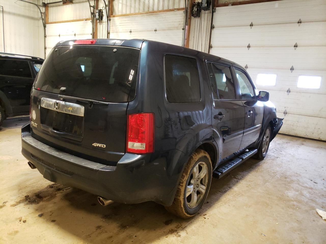 Photo 4 from auction – 2012 HONDA PILOT EXL with VIN 5FNYF4H68CB058784