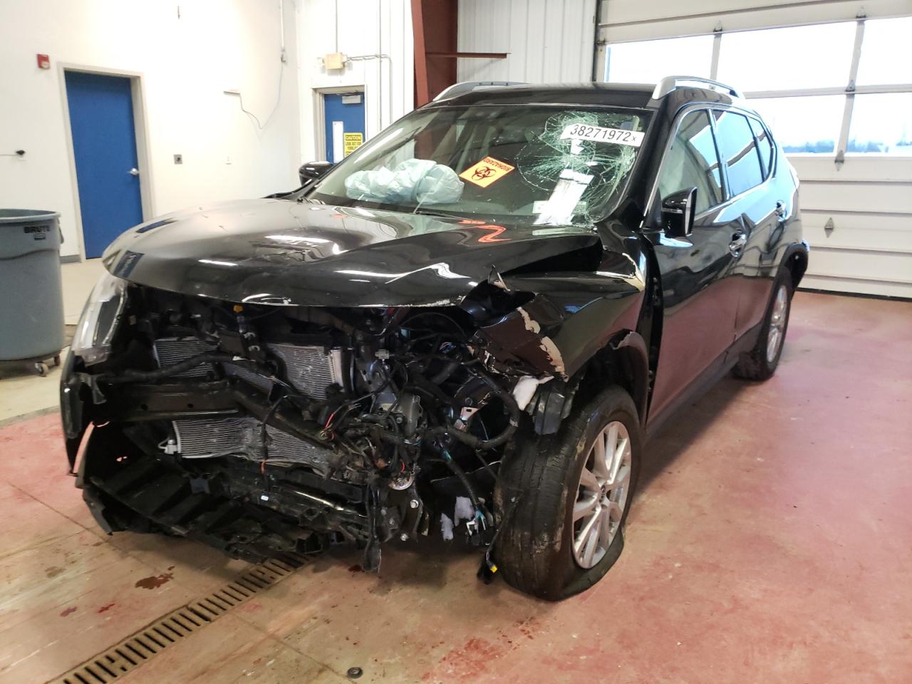 Фото 2 с аукциона – 2018 NISSAN ROGUE S с VIN KNMAT2MV8JP589417
