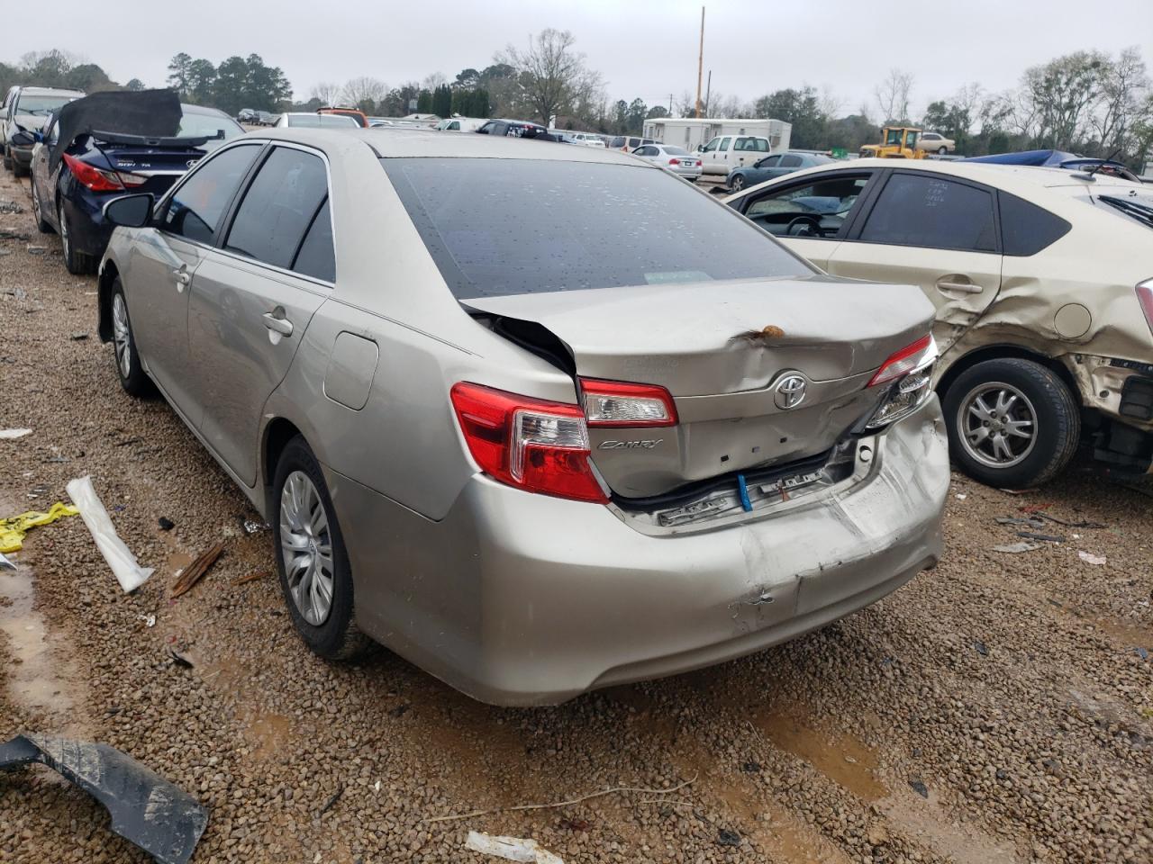 Photo 3 from auction – 2013 TOYOTA CAMRY L with VIN 4T1BF1FK2DU242708