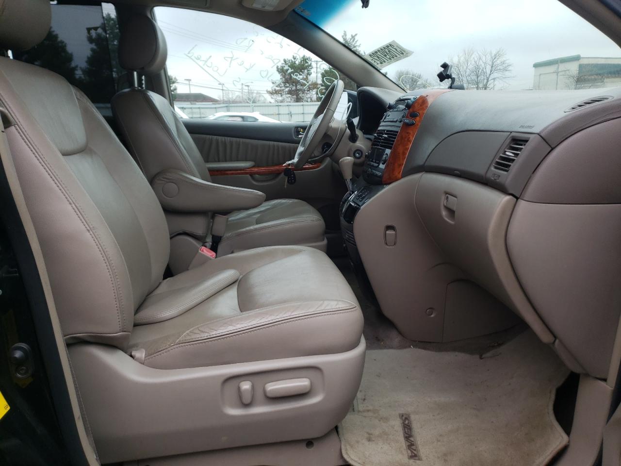 Photo 5 from auction – 2008 TOYOTA SIENNA XLE with VIN 5TDZK22C48S193380