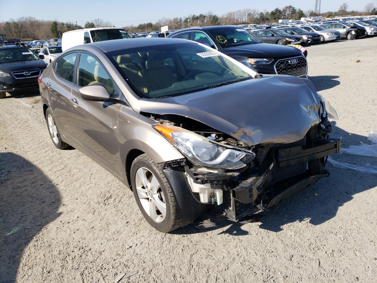 HYUNDAI ELANTRA 2013 with VIN 5NPDH4AE0DH379294 - Photo from auction