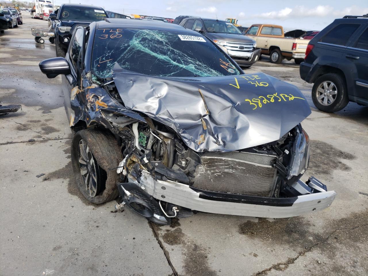 Photo 9 from auction – 2014 HONDA CIVIC EXL with VIN 2HGFG3B06EH520759