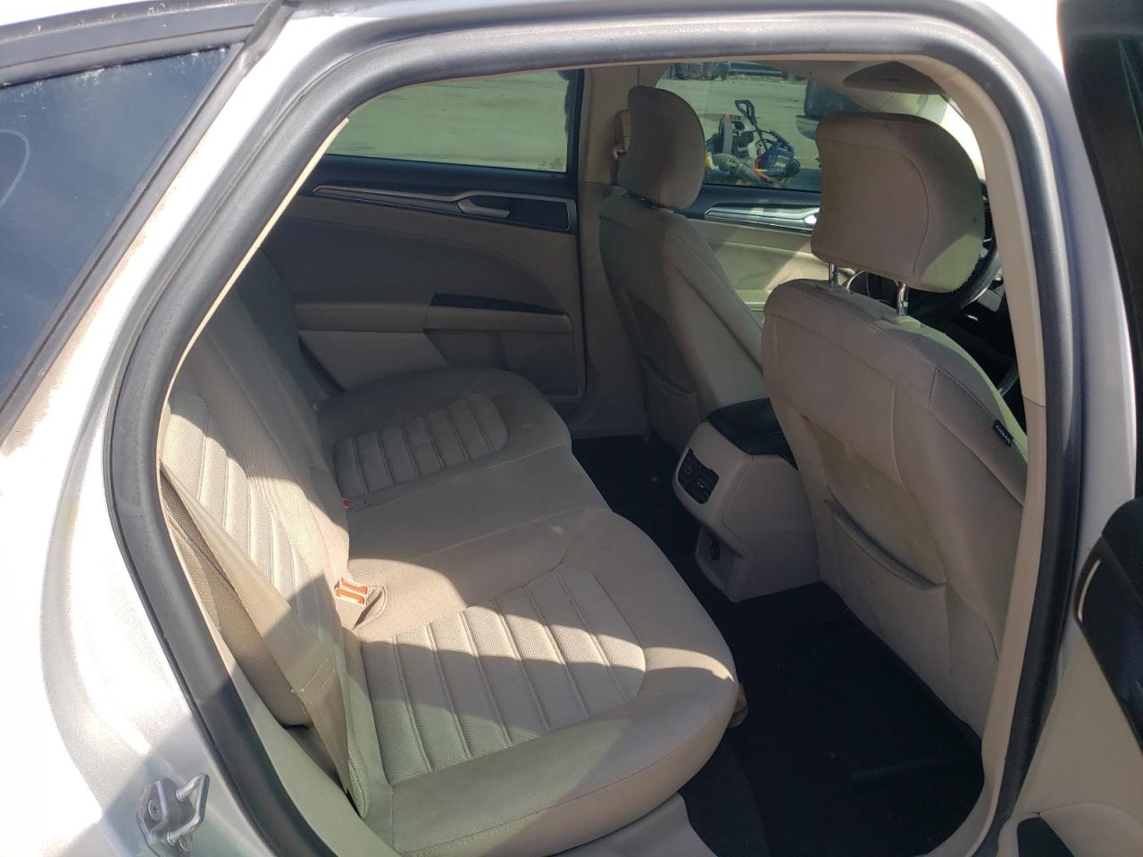 Photo 6 from auction – 2018 FORD FUSION SE with VIN 3FA6P0LU6JR103550