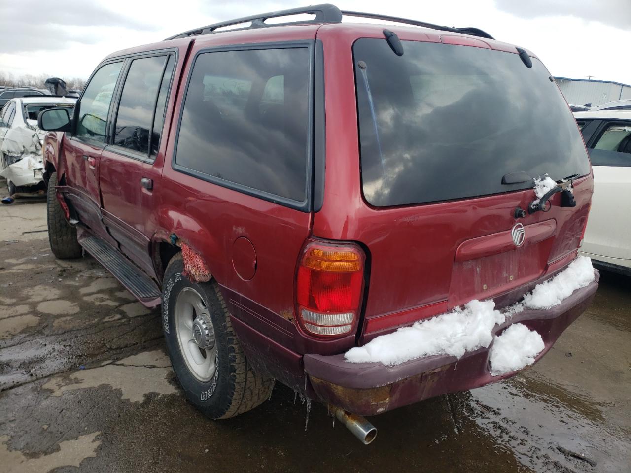 Photo 3 from auction – 2001 MERCURY MOUNTAINEE with VIN 4M2ZU86P01UJ10842