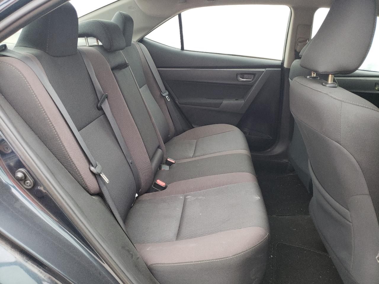 Photo 6 from auction – 2018 TOYOTA COROLLA L with VIN 2T1BURHE5JC982505