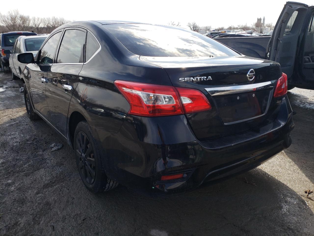 Photo 3 from auction – 2018 NISSAN SENTRA S with VIN 3N1AB7AP5JY201809